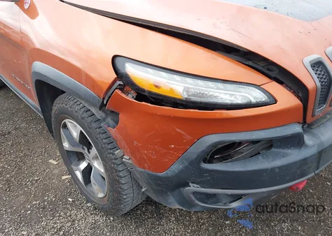 2015 Jeep Cherokee Trailhawk from USA, damaged, VIN 1C4PJMBS5FW717114